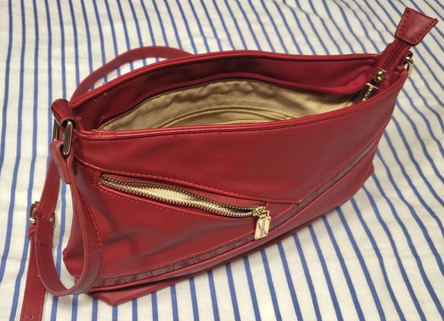 Bolsa burdeos ( Bosanova )