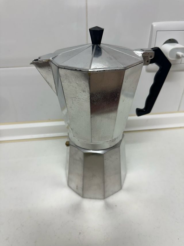 Cafetera italiana nueva
