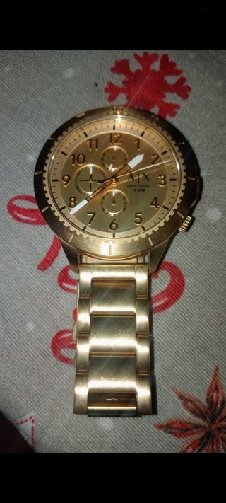 Reloj Armani Exchange dorado
Con su Caja Original