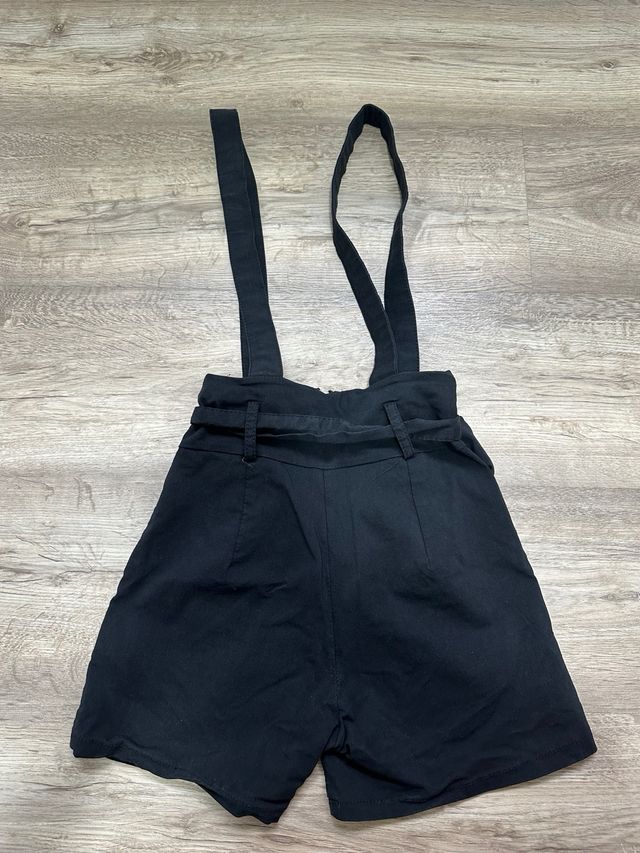 Peto corto negro - como nuevo