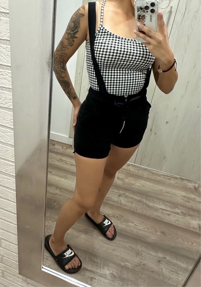 Peto corto negro - como nuevo