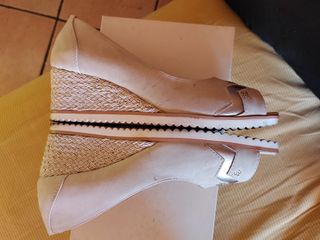Scarpe Cafè Costa beige/argento