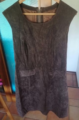 Vestito scamosciato marrone