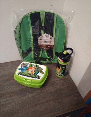 Mochila, fiambrera y botella Minecraft