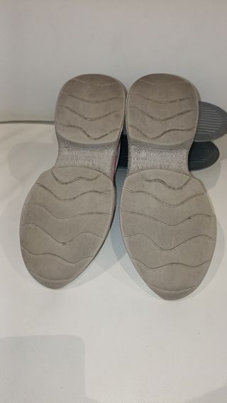 Zapatillas Karl Lagerfeld blancas y rosas