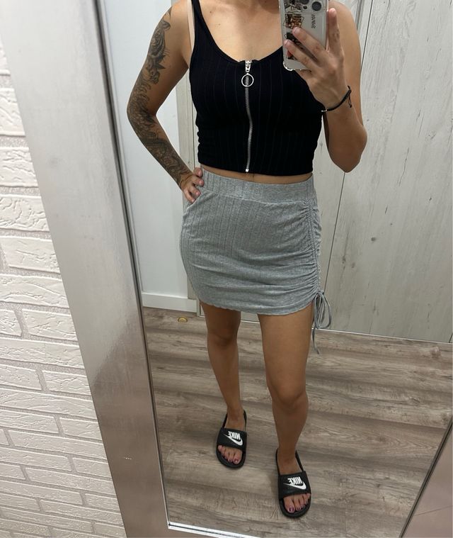 Falda Gris elástica talla M
