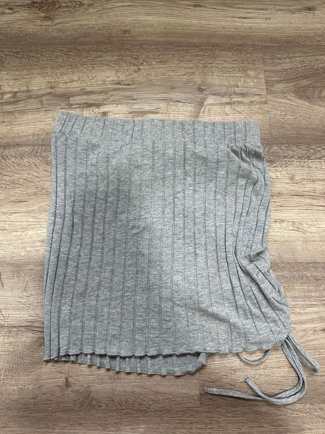 Falda Gris elástica talla M