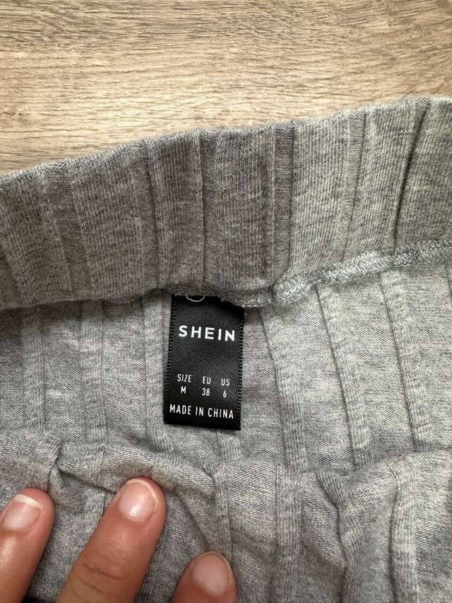 Falda Gris elástica talla M