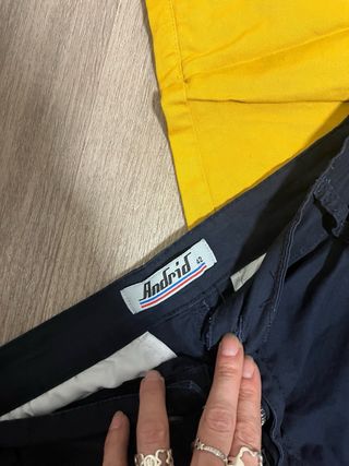 2 Pantalones Cortos - Amarillo & Azul Marino