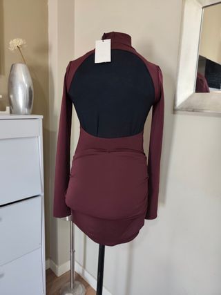 Vestido Zara burdeos talla S