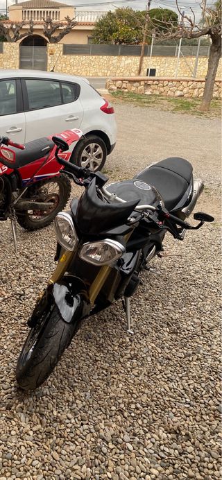 Triumph Street Triple 675