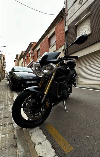 Triumph Street Triple 675
