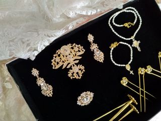 Adorno novia dorado y blanco