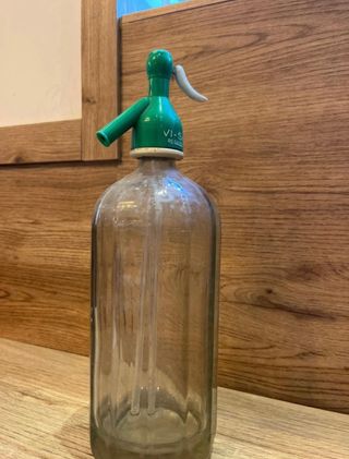 Sifón antiguo de vidrio