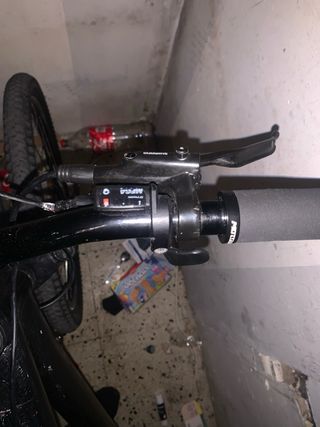 Bicicleta MTB 26" negra 