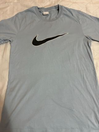 Camiseta Nike S - Azul. 2 usos