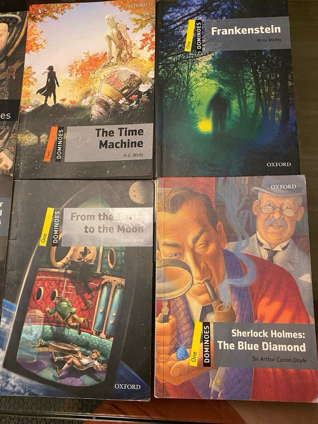 Libros en inglés. Serie DOMINOES