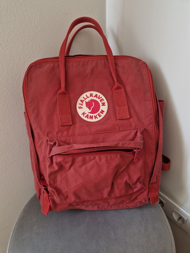 Mochila Fjällräven Kånken roja
