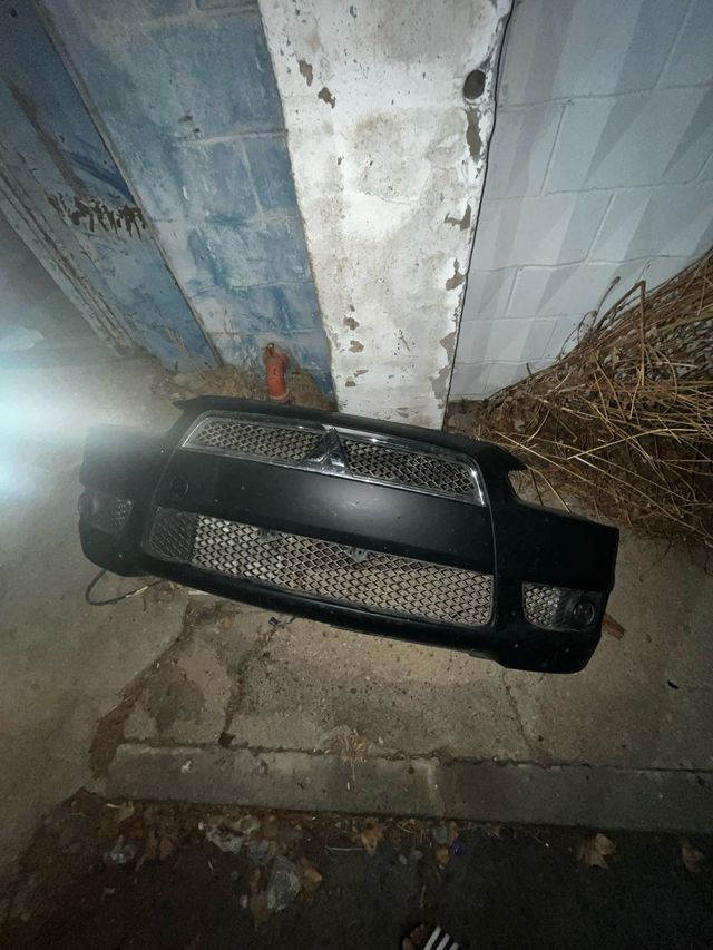 Paragolpes Mitsubishi Lancer Evo