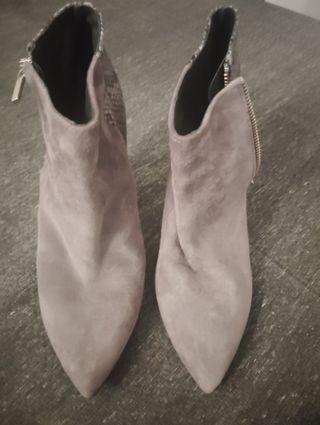 Botins de Mulher Glória Ortiz Cinza Usados