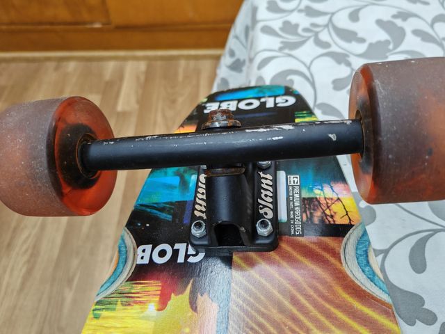Patineta Globe Longboard buen estado