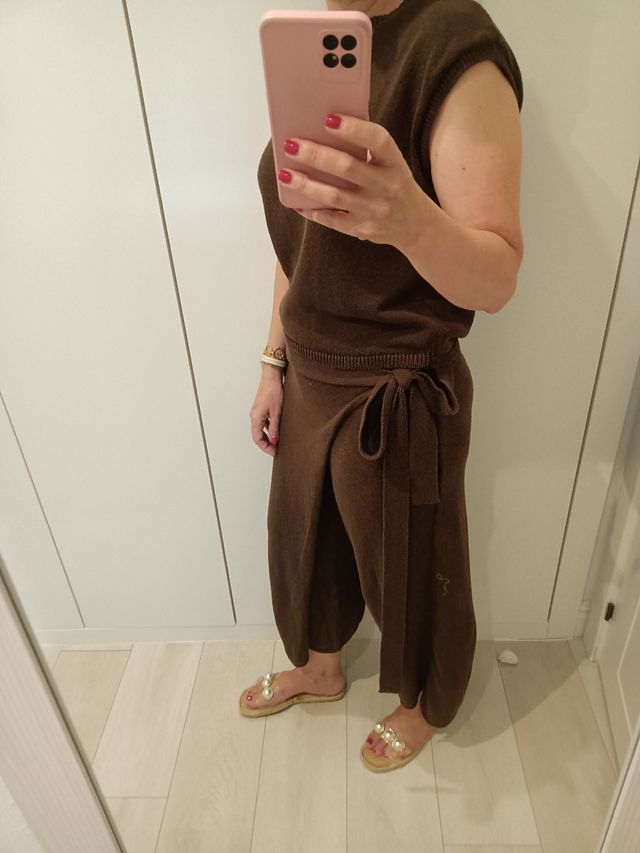 Conjunto Zara marrón - Top y falda