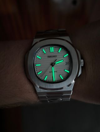 Reloj Seiko Nautilus - Blanco y Plata