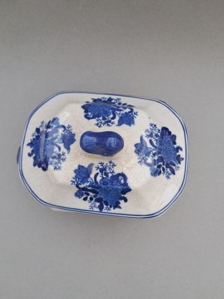 Blea portons. Bombonera porcelana china.