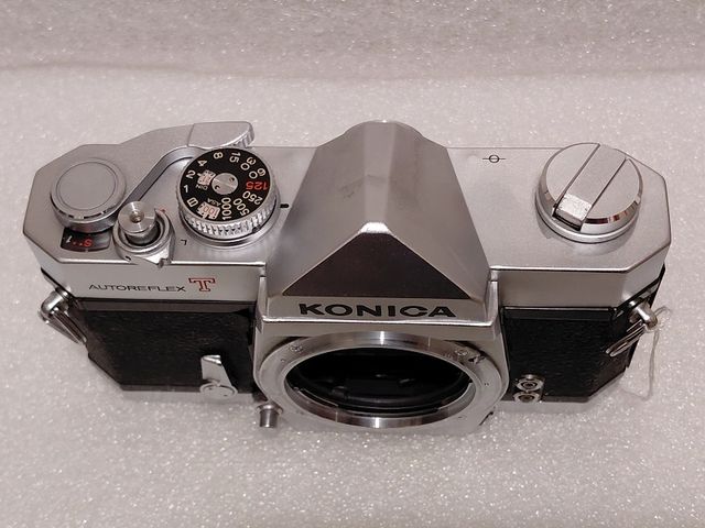 Konica Autoreflex T2 - Macchina Fotografica