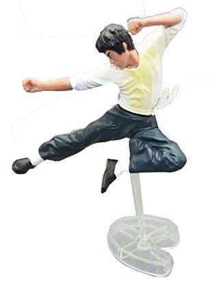 Una collezione di 4pcs di figurine di Bruce Lee