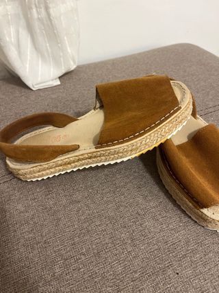 Avarcas Marrón de piel con plataforma-Talla 38