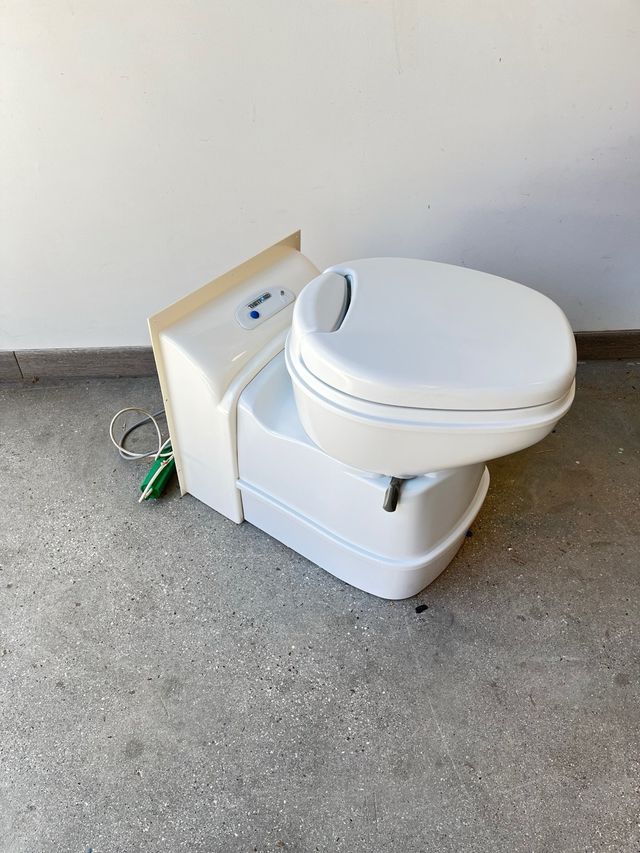 WC portátil Thetford C200S. 12V. (679 685 019)