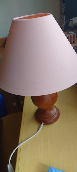 Lampara madera rosa - Lamparita