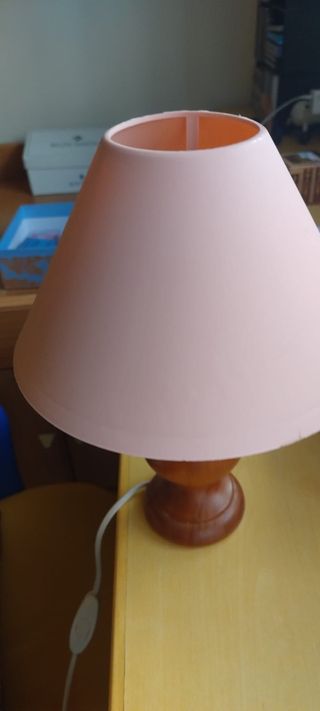 Lampara madera rosa - Lamparita