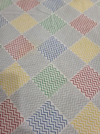 Mantelería para mesa ovalada de 12 servicios