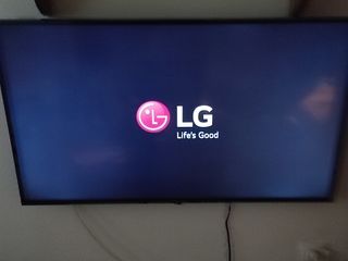 TV LG 43" UHD - Impecable