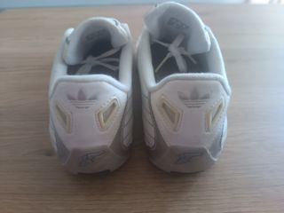 Zapatillas Adidas blancas vintage