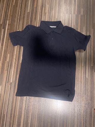 Polo azul oscuro para niño