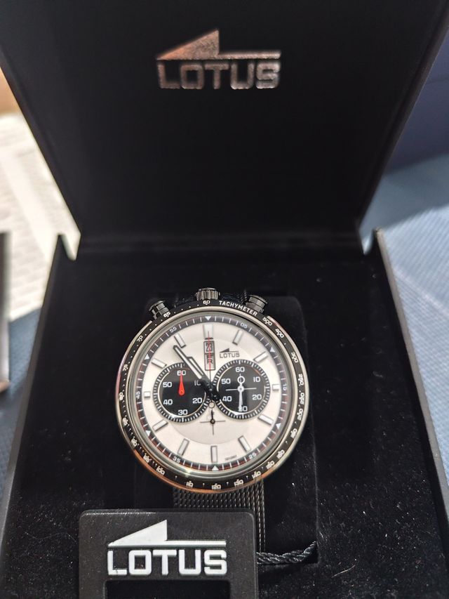 Reloj LOTUS Bullhead Panda