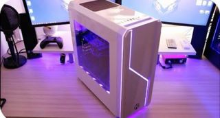 PC Gamer i7: Torre Blanca