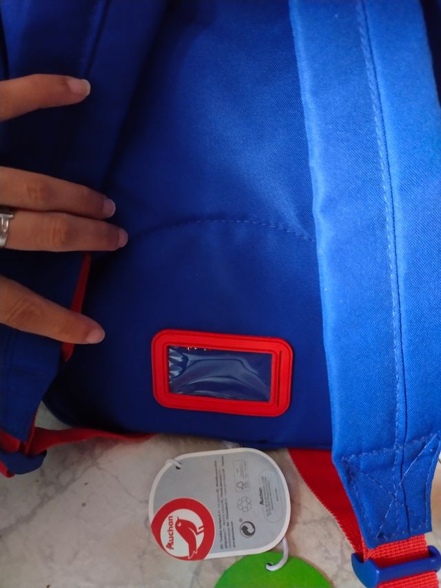 Mochila tiburón niño