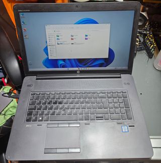 HP Zbook i5 17.3" 32GB RAM equipo profesional  