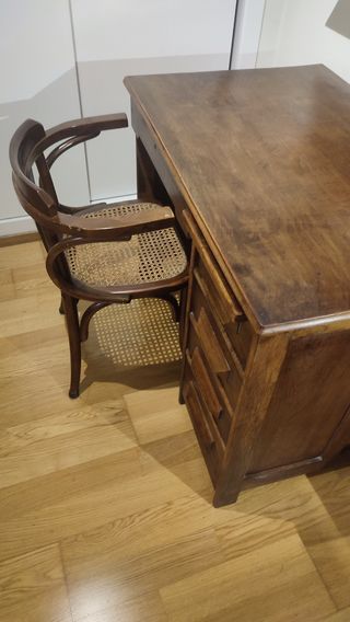 Scrivania antica + sedia in vimini