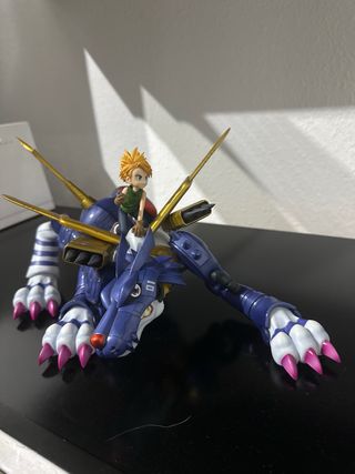 MetalGarurumon Megahouse Figura y Caja