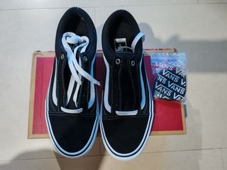 vans 42 5