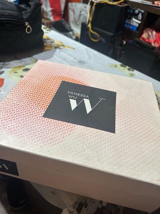 Tacones Vanessa Wu negros, talla 37