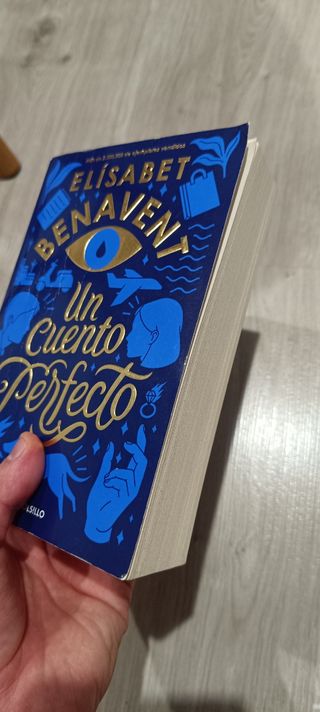 Un cuento perfecto