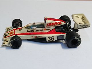McLaren M23 1:43 E. de Villota 1977 Kit montado