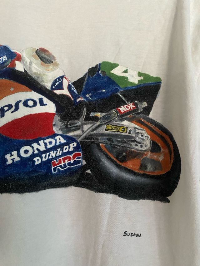 CAMISETA PINTADA A MANO CARLOS CARDUS