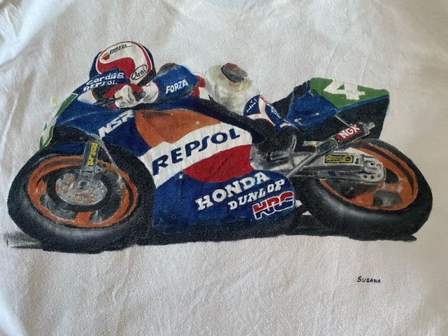 CAMISETA PINTADA A MANO CARLOS CARDUS